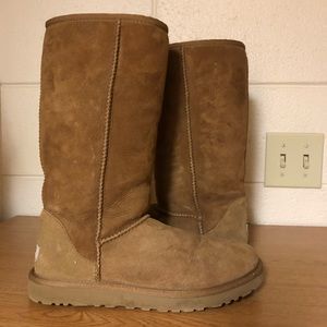 Size 8 Classic Tall Tan UGGs